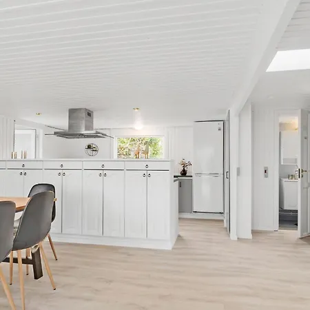 Casa vacanze 3 Bedroom Lovely In *