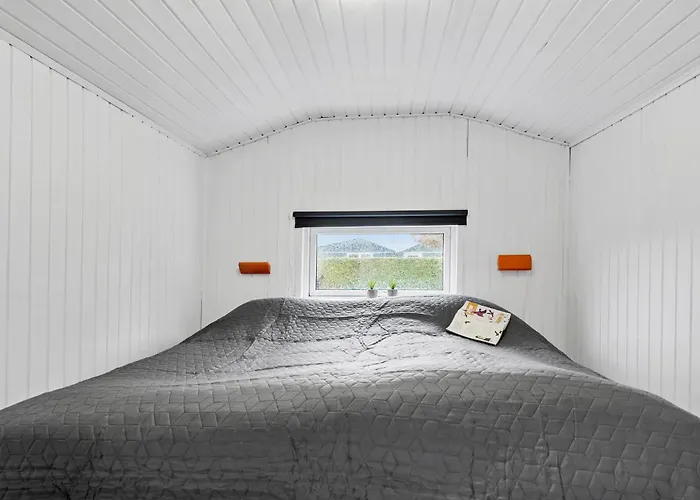 Сasa de vacaciones 3 Bedroom Lovely In